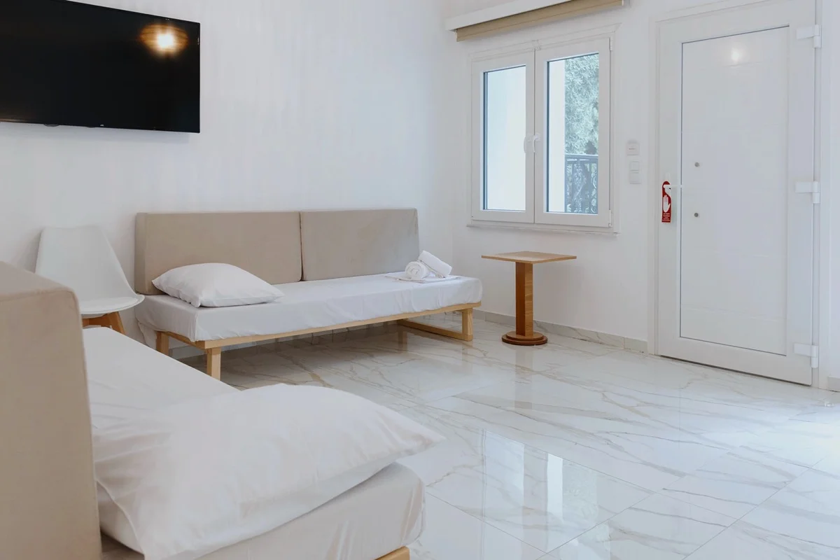 Tiara Holidays - Blue Bay Hotel Suite dva dodatna ležaja